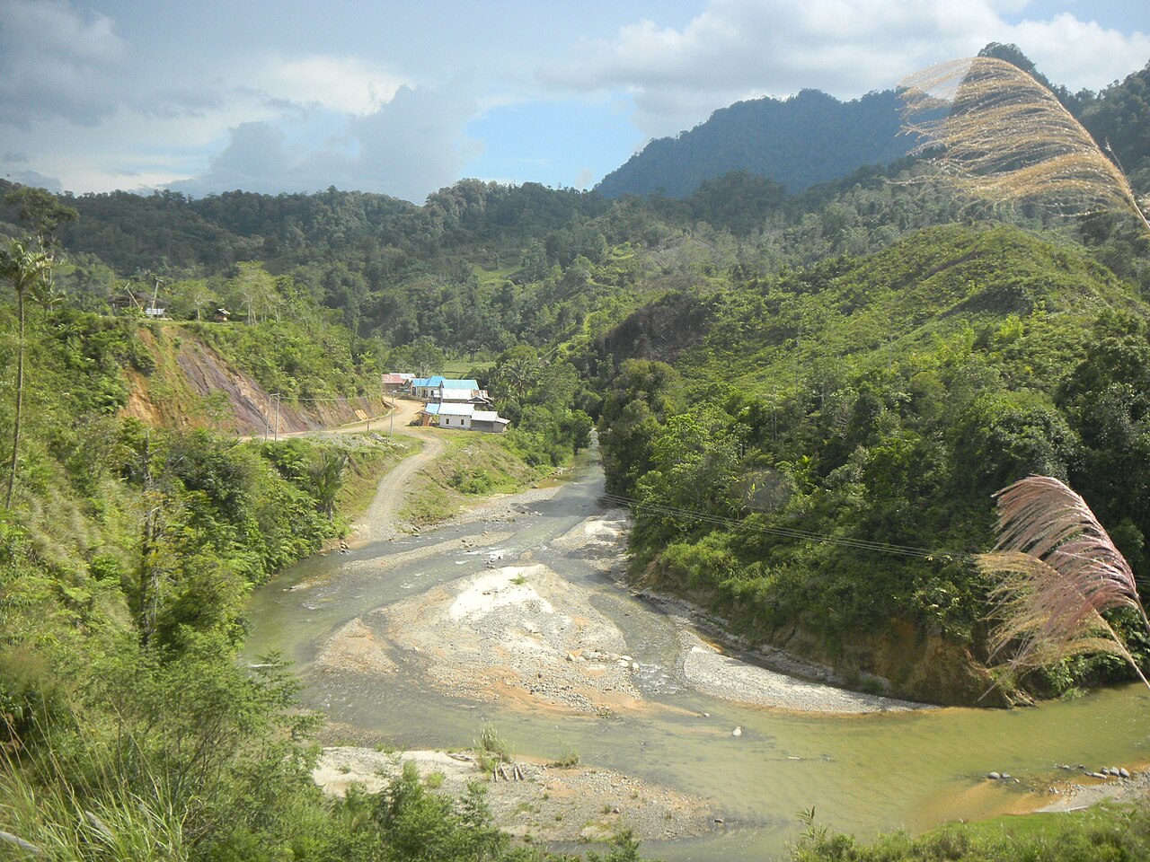 Benteng Pertahanan Kuno Gandang Dewata
